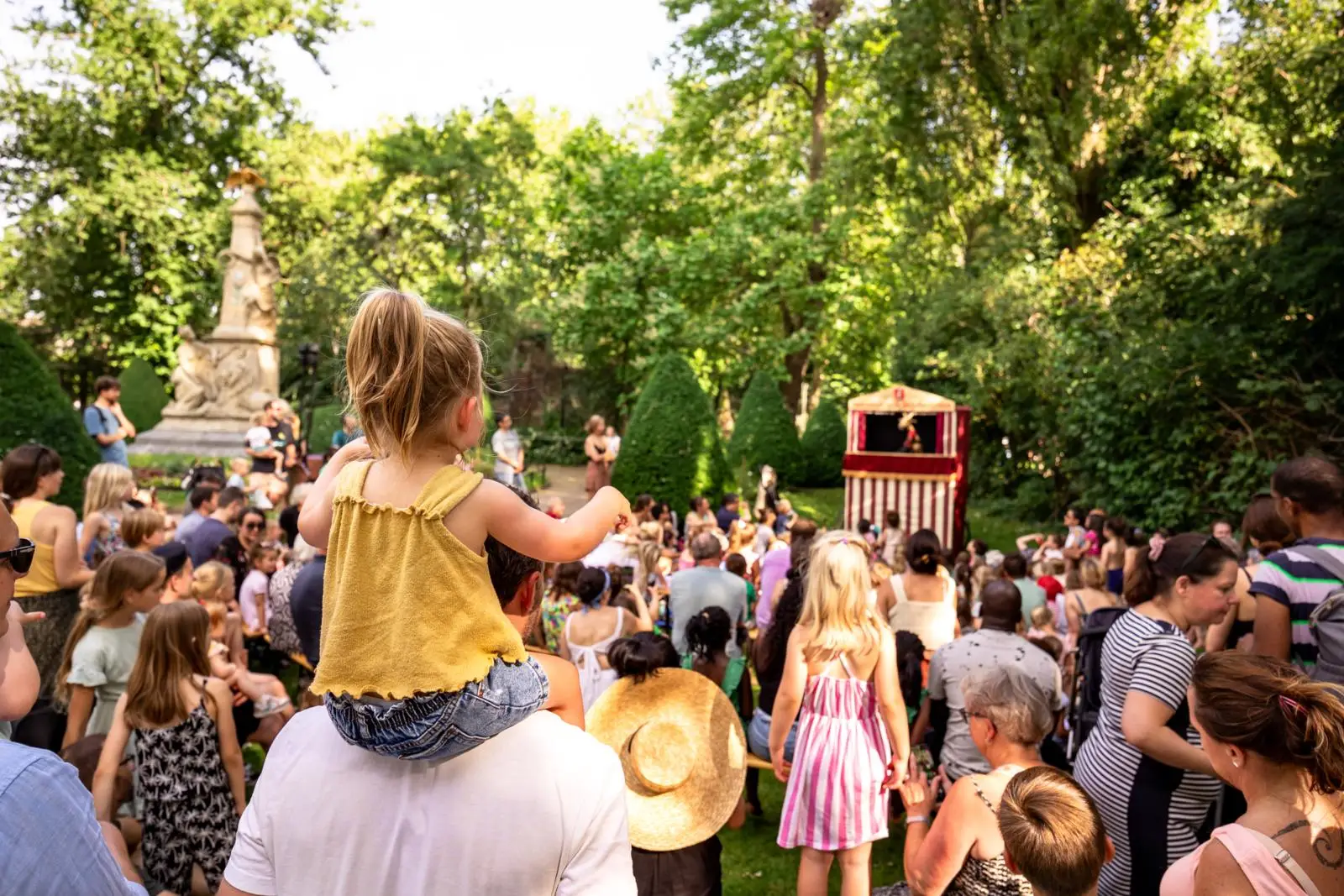 Zoomeravonden poppenkast