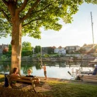 Kids hanging at the Muiden lake