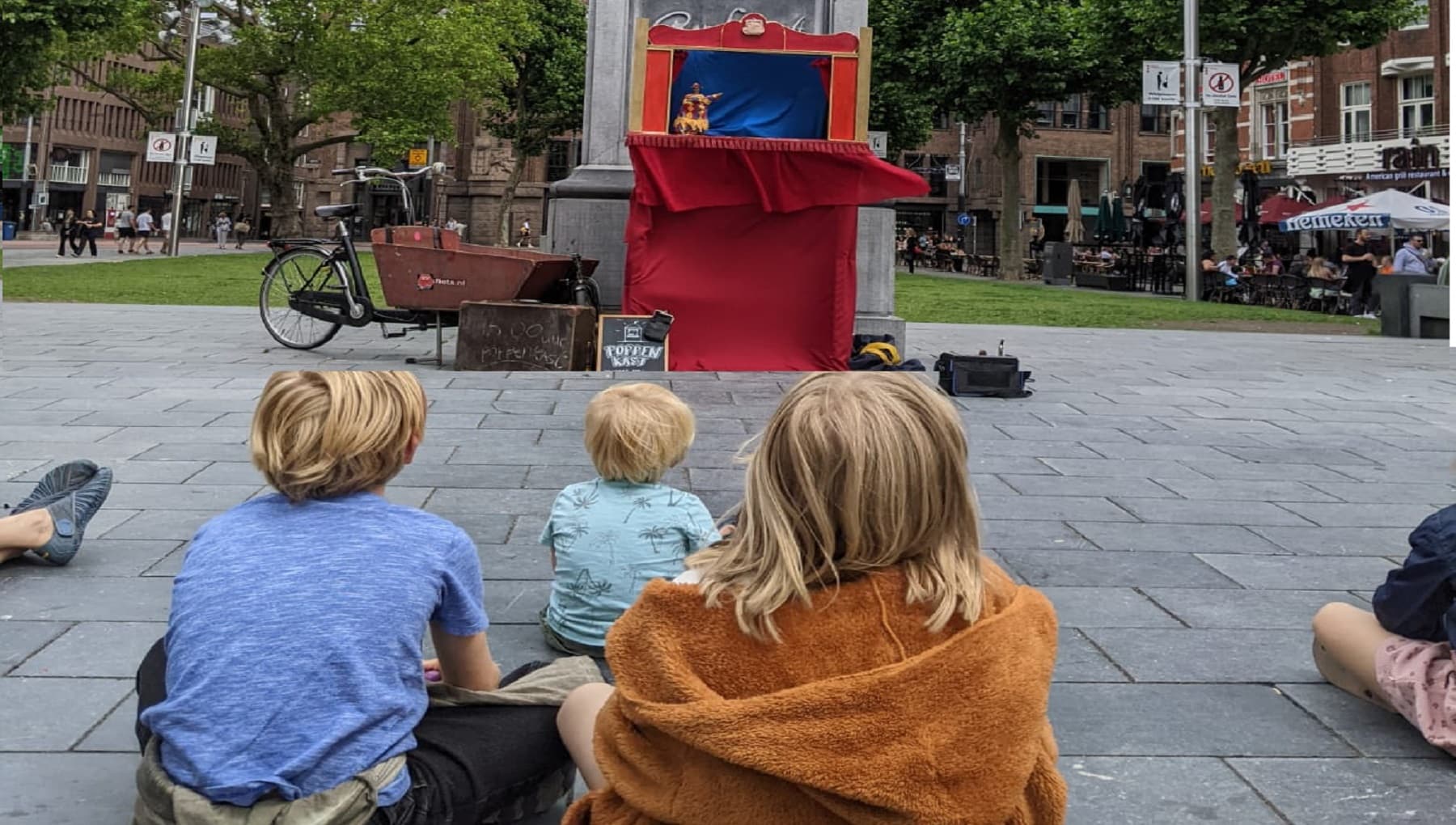 Poppenkast op het Rembrandtplein