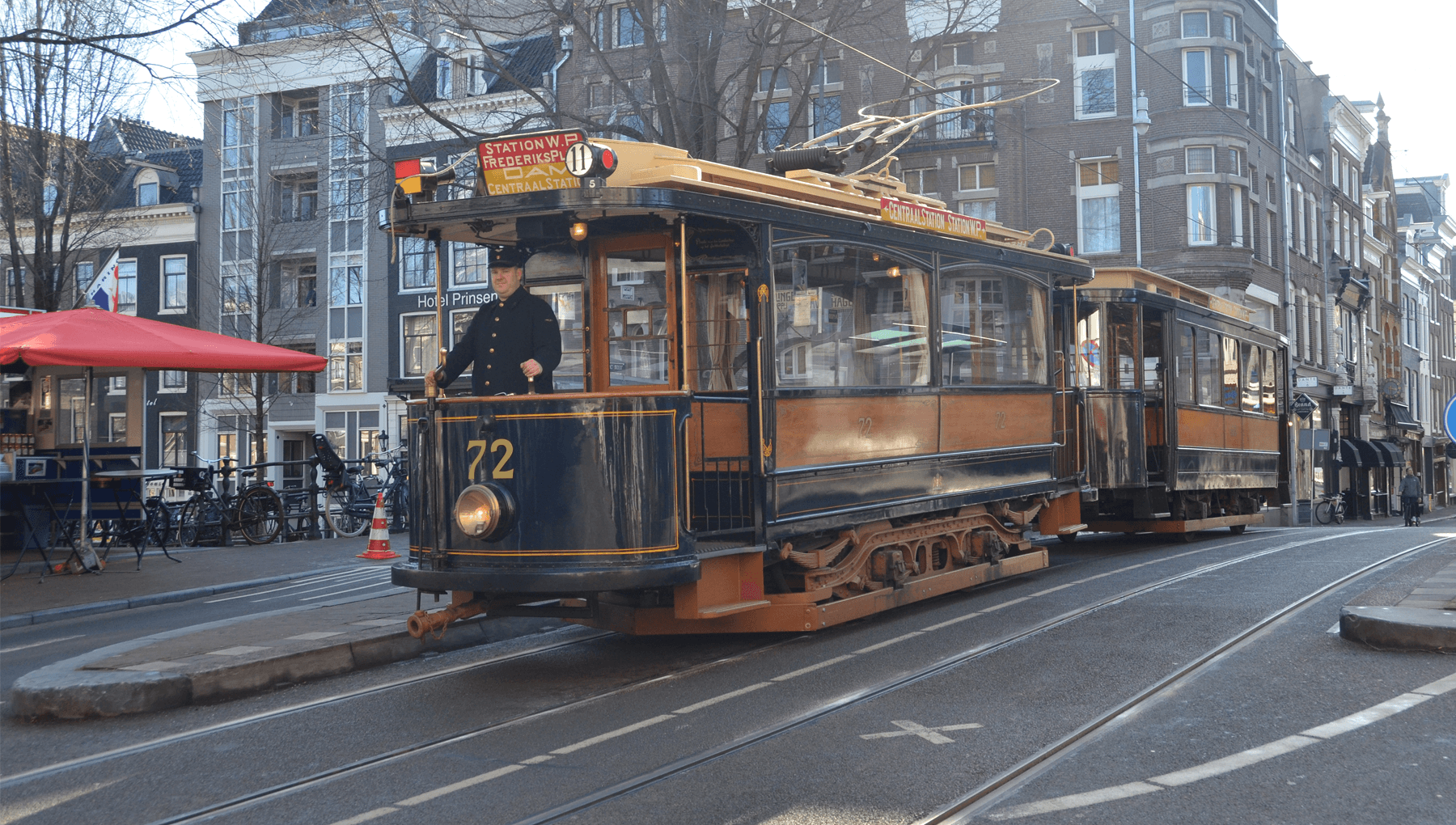 Krokusritten met museumtrams