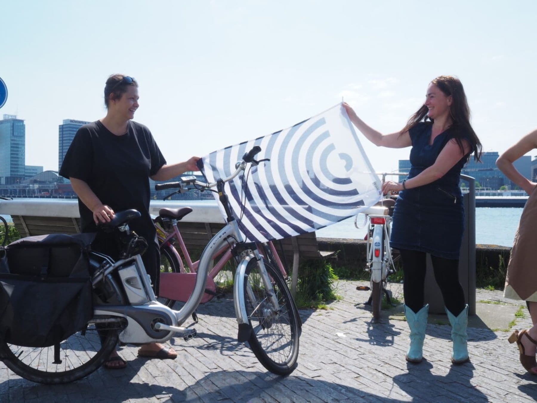 Fietstocht langs inspirerende AmsterDOENers (aanmelden)