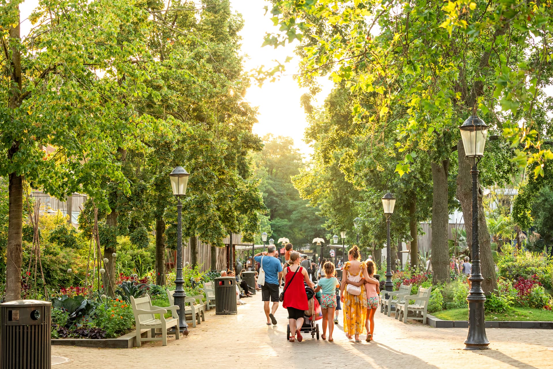 Aardbewoners Festival in ARTIS