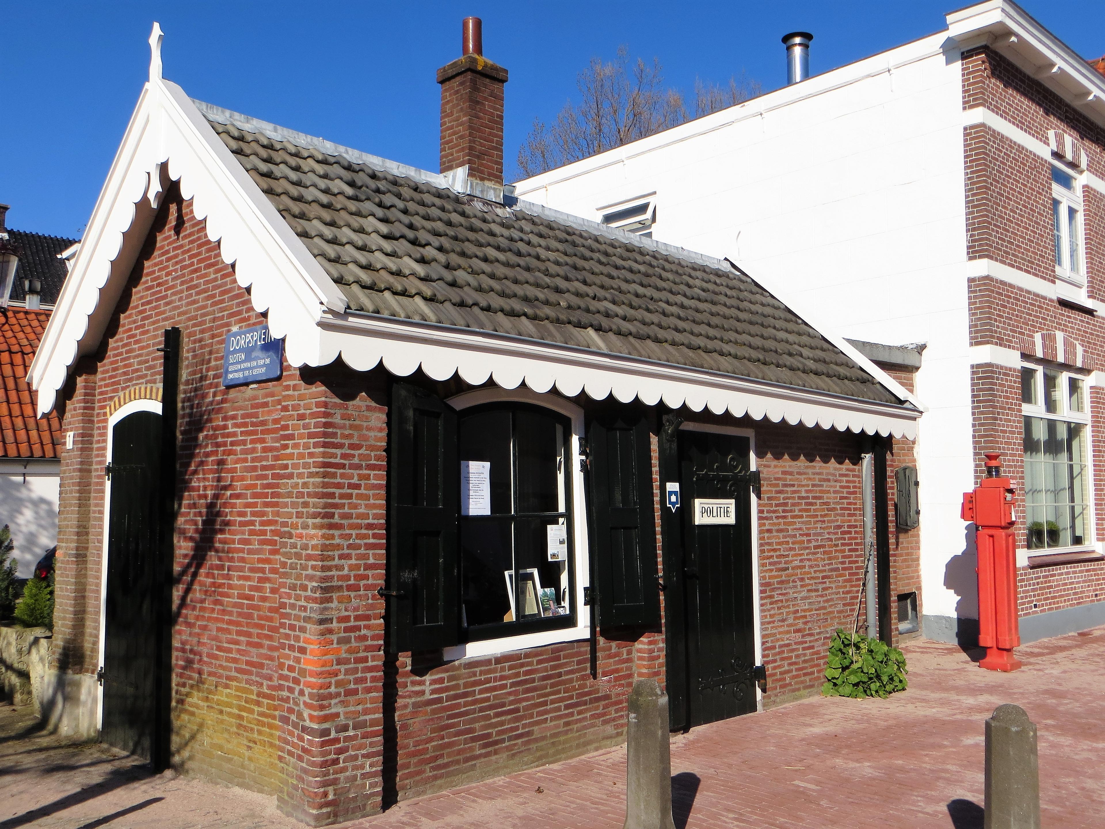 Discover Sloten and the smallest police station in the Netherlands