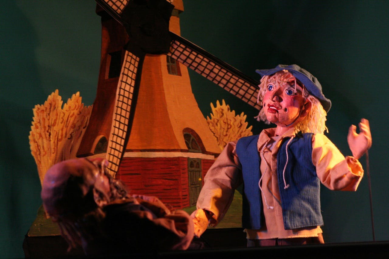 De gelaarsde kat (4-12 jaar) - Het Nederlands Marionettentheater
