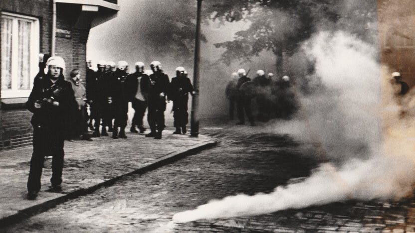 Stenen en Pamfletten: een avond over protest en geweld