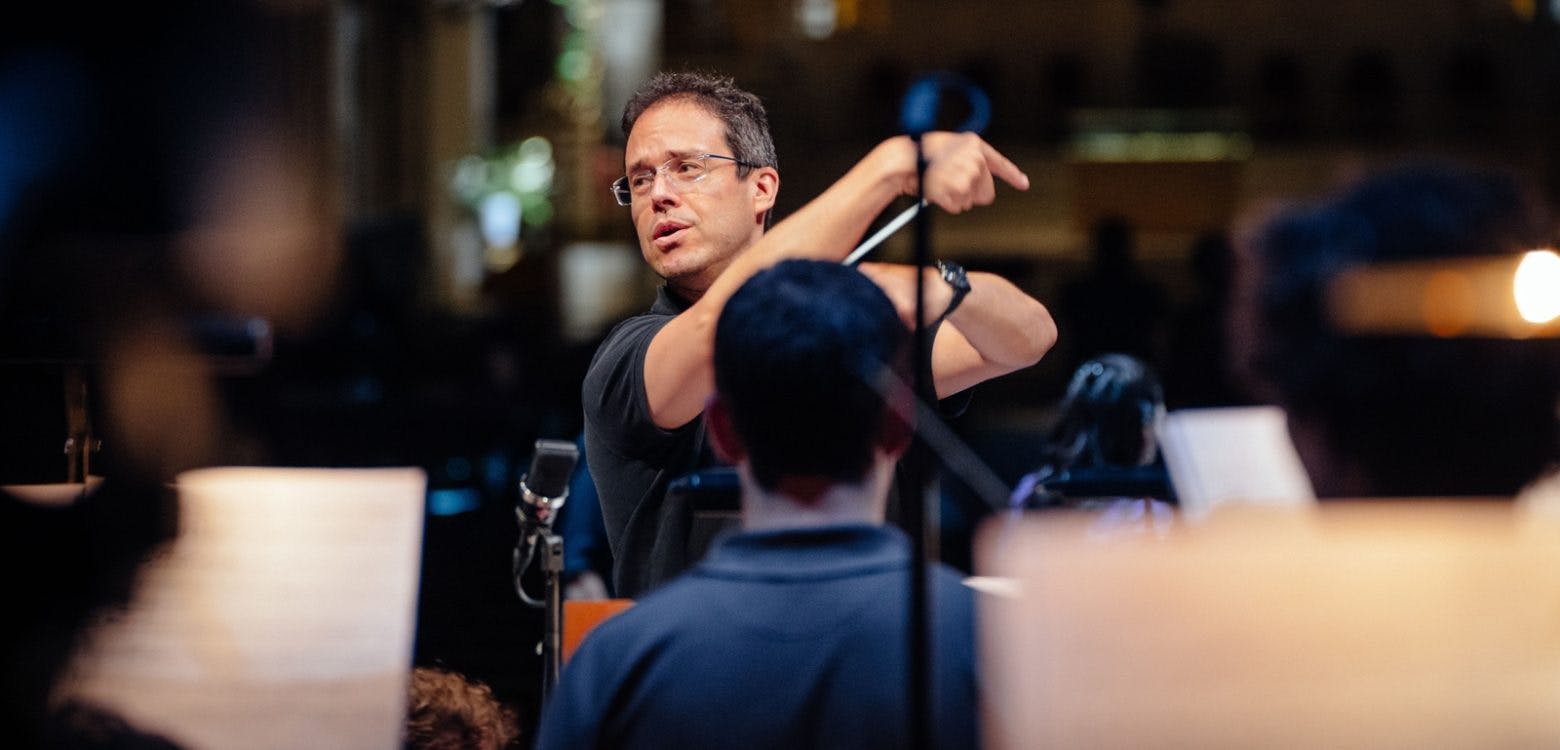 Leonardo García Alarcón conducts the Concertgebouw Orchestra in Bach and Handel