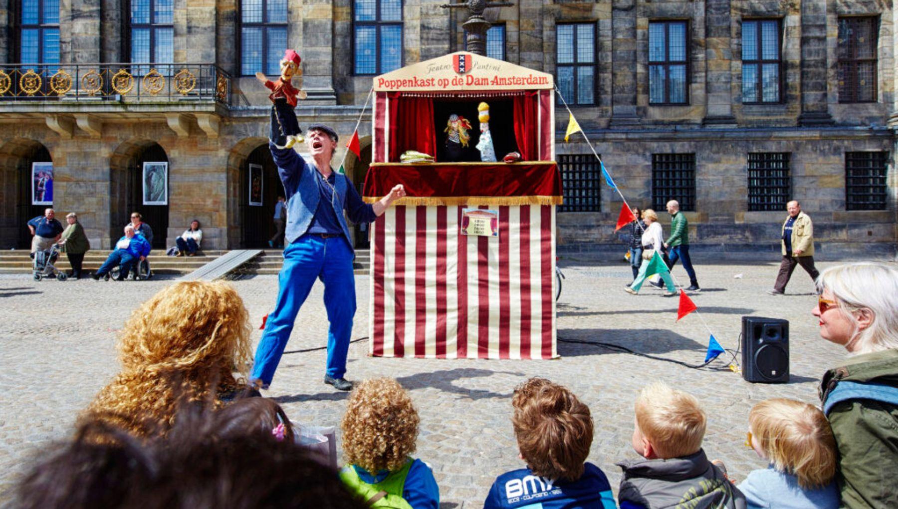 Kinderboekenweek: Poppenkast van de Dam in OBA CC Amstel