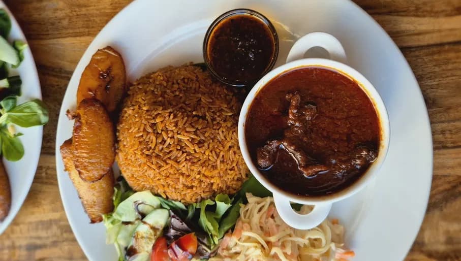 Jollof Rice dish at Gold Coast West African restaurant in Zuidoost