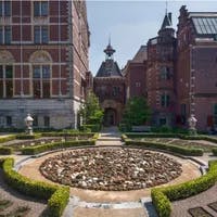 Richard Long exterior art installation in the Rijksmuseum Gardens 2023