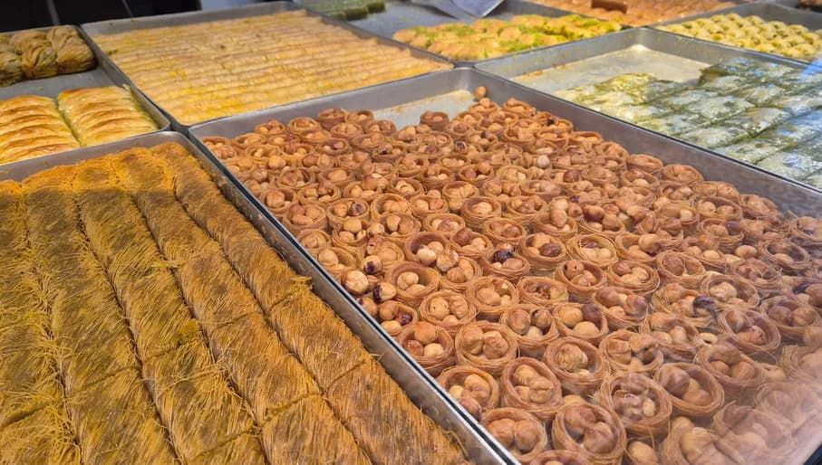 Baklava and sweet pastries on display at Şerifoğlu Café & Patisserie