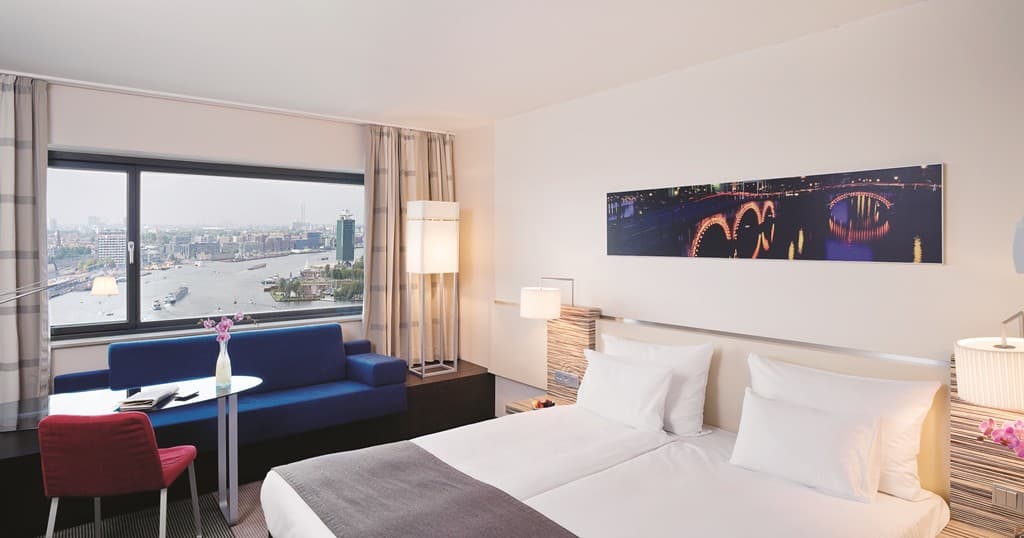 Mövenpick Hotel Amsterdam City Centre