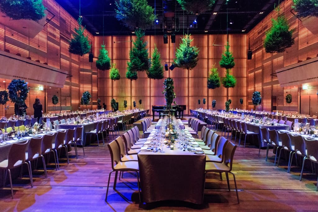 ijVENUES