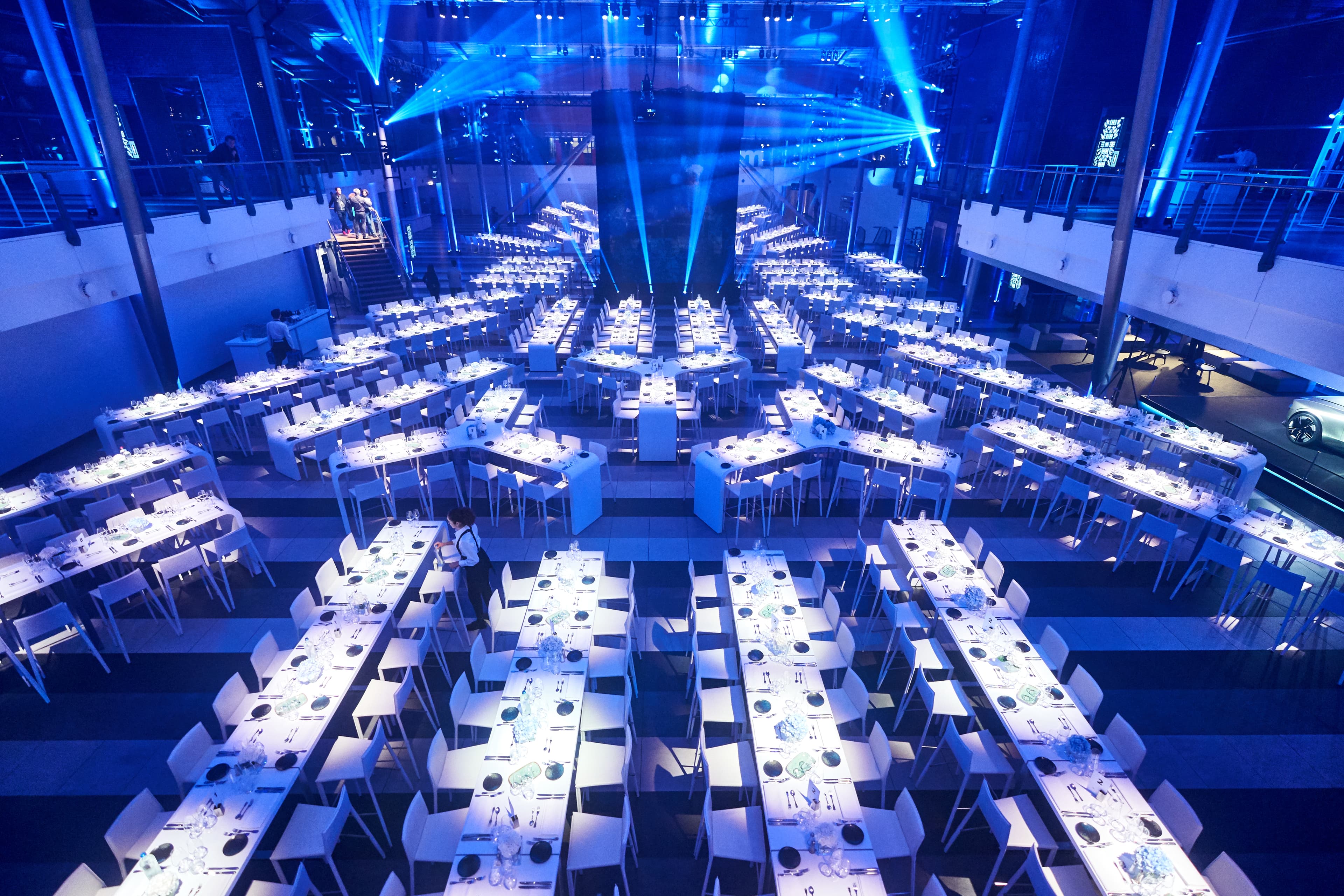 ijVENUES