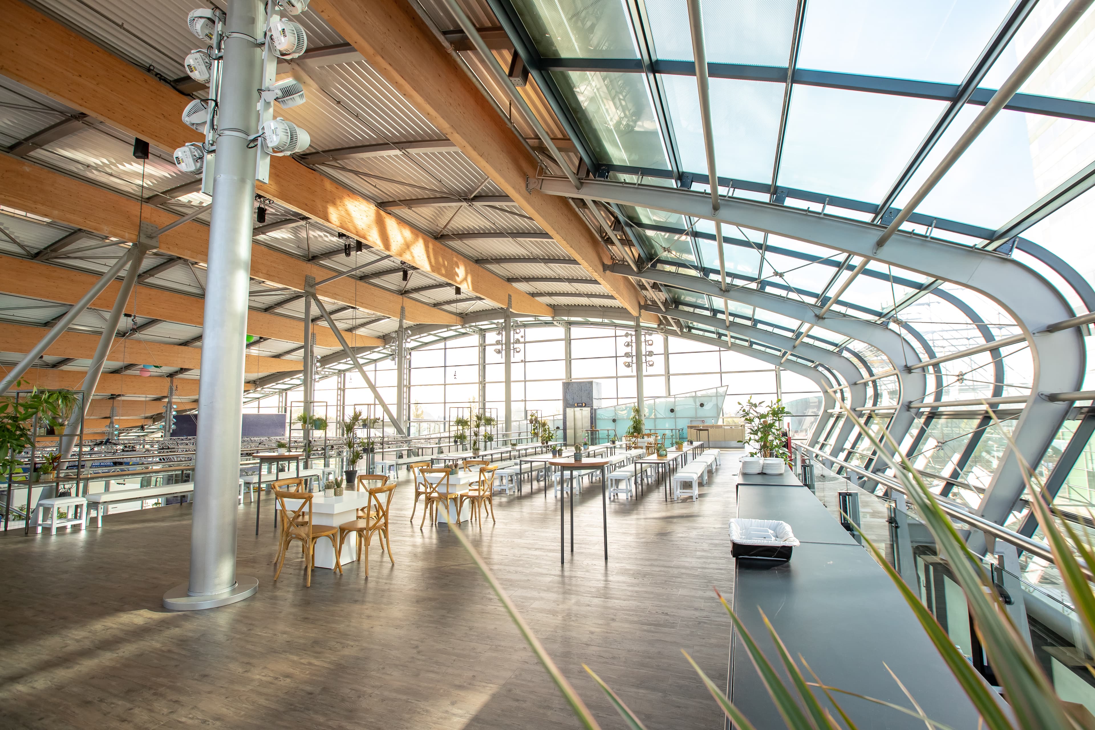 ijVENUES