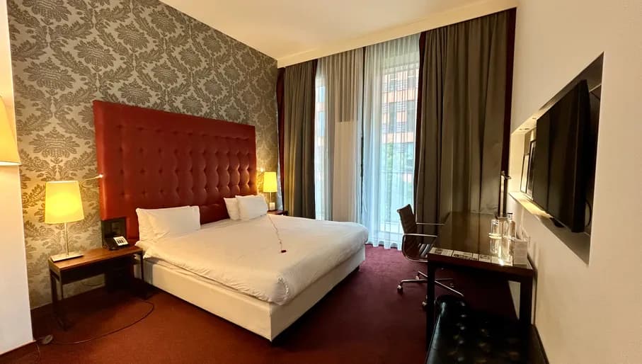 Wheelchair-accessible hotel room