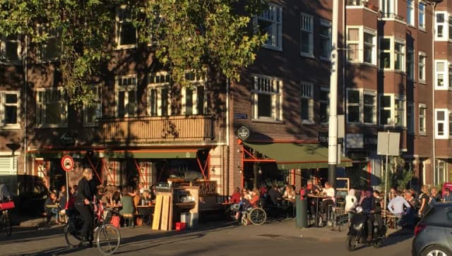 This photo can be used by amsterdam&partners interns and our partners.