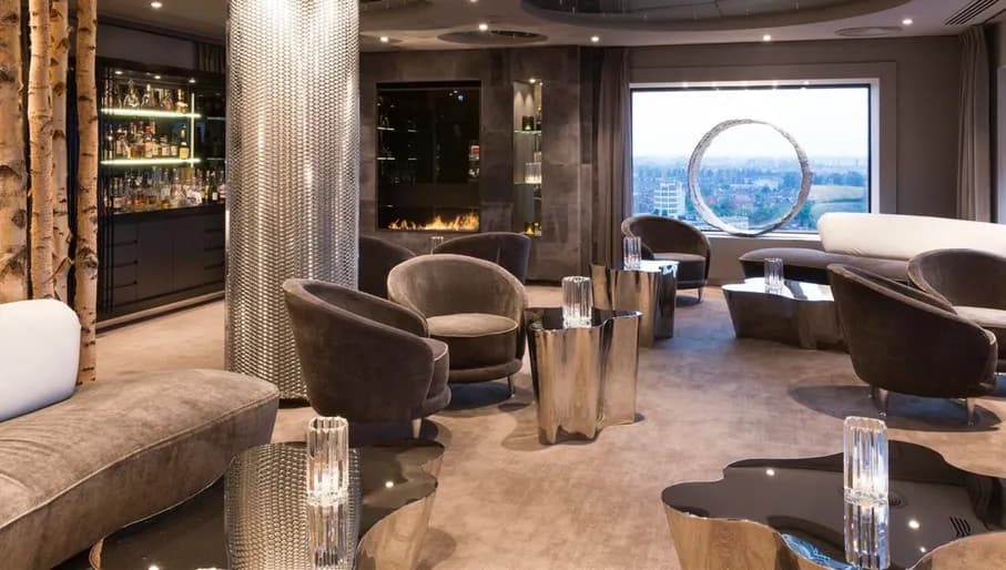 Ciel Bleu restaurant interior