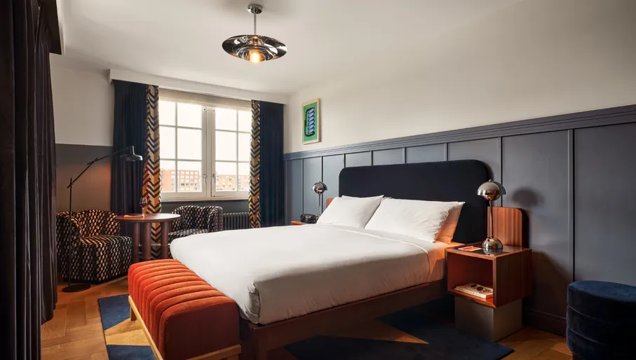 The Hoxton, Lloyd Amsterdam hotel room interior
