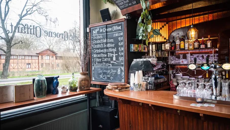 Groene Olifant café-restaurant bar